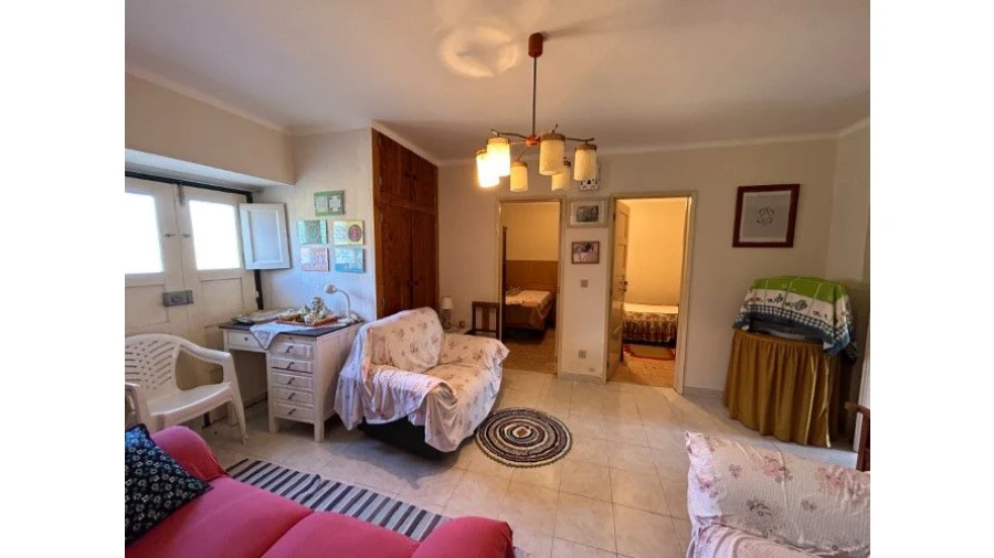 Moradia T4 para Venda em Abiul Foto 9