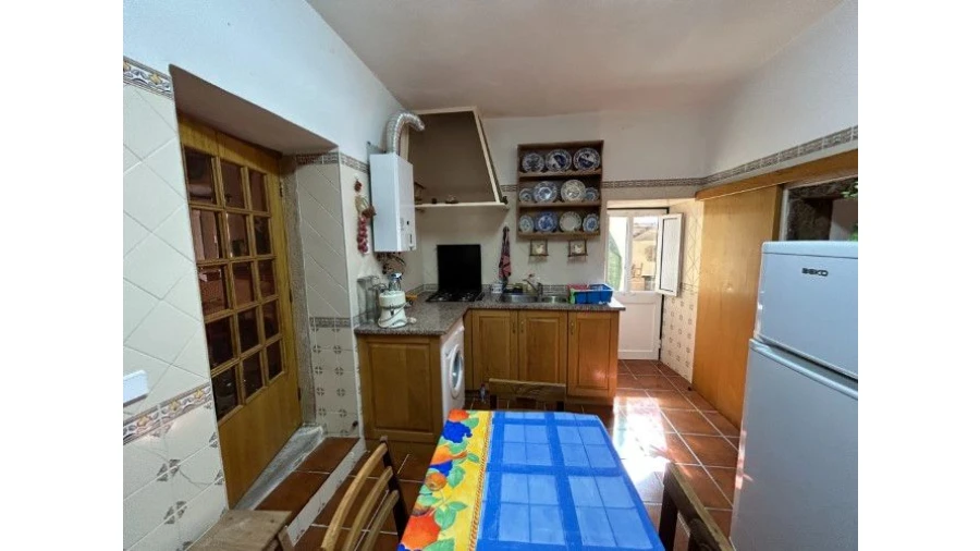 Moradia T4 para Venda em Abiul Foto 15