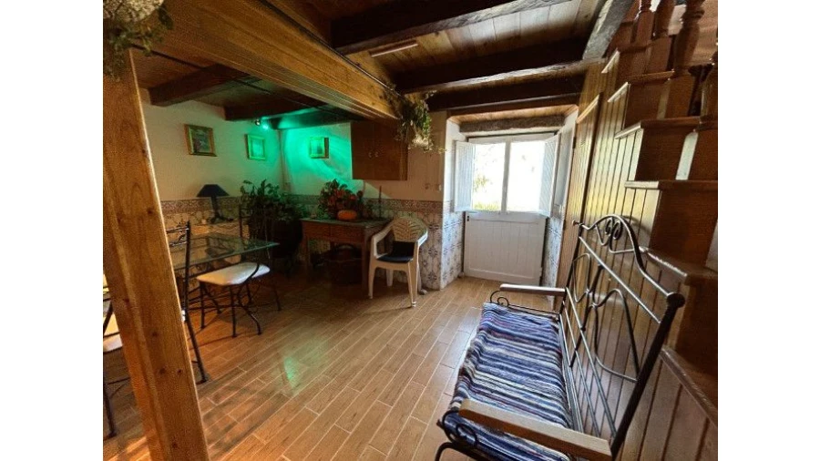 Moradia T4 para Venda em Abiul Foto 18