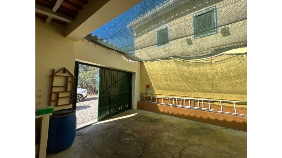 Moradia T4 para Venda em Abiul Foto 28