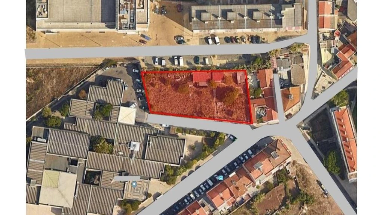 Terreno P/ Prédio para Venda em Lisboa Foto 2