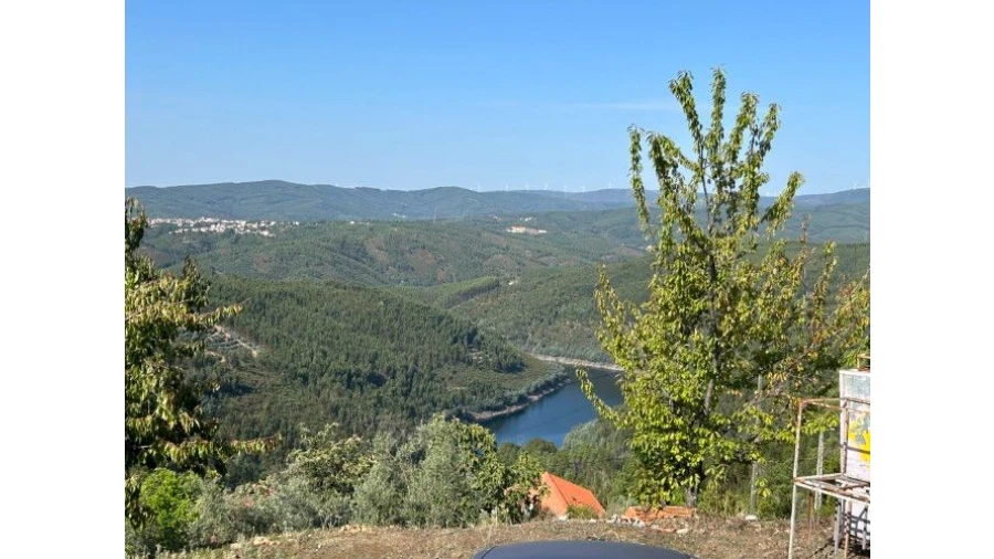 Terreno P/ Moradia para Venda em Amoreira Cimeira