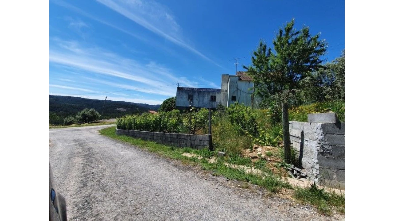 Moradia T5 para Venda em Ermida Foto 6