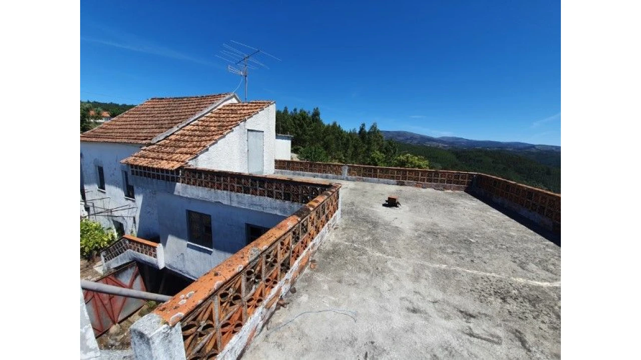 Moradia T5 para Venda em Ermida Foto 5