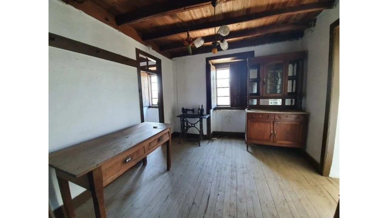 Moradia T5 para Venda em Ermida Foto 7