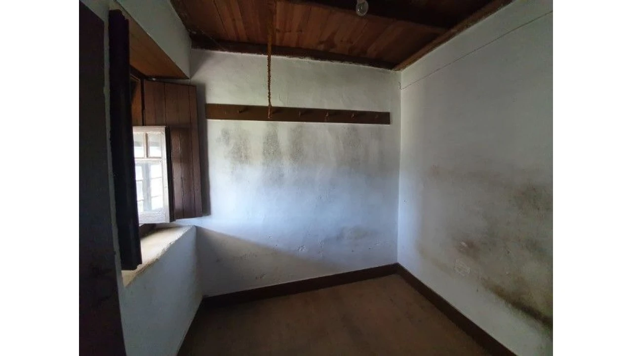 Moradia T5 para Venda em Ermida Foto 11