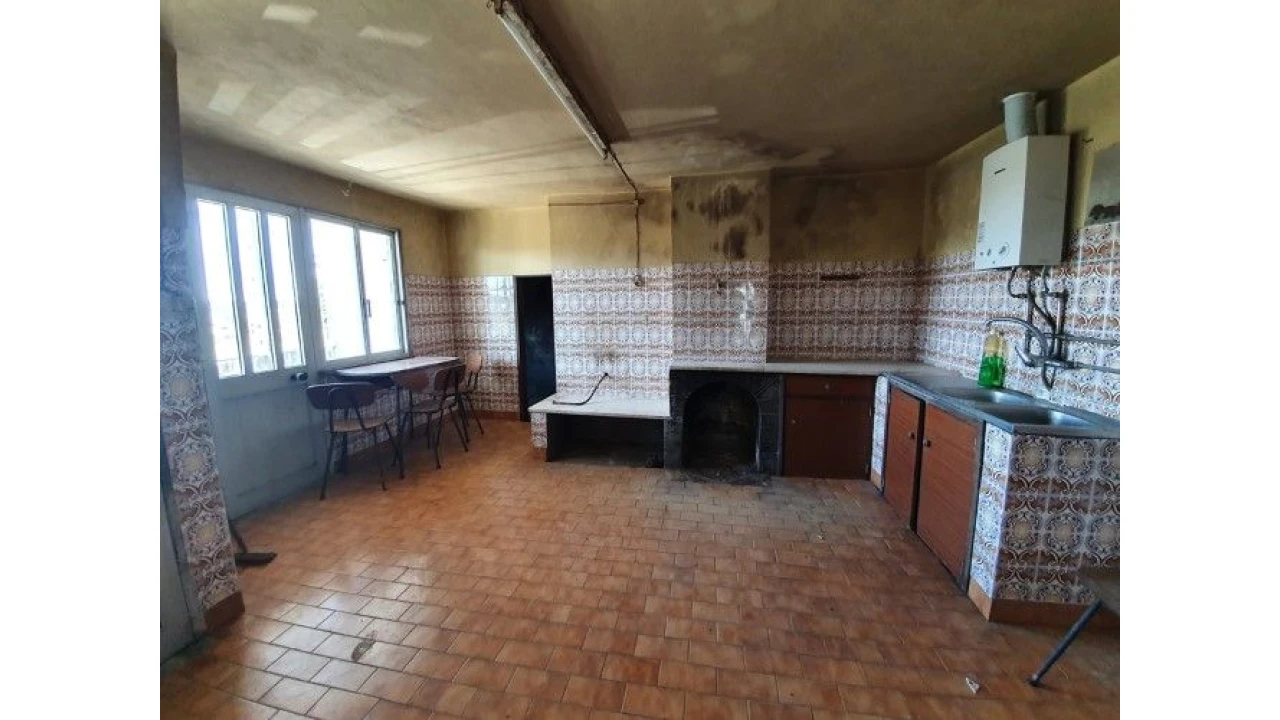 Moradia T5 para Venda em Ermida Foto 21