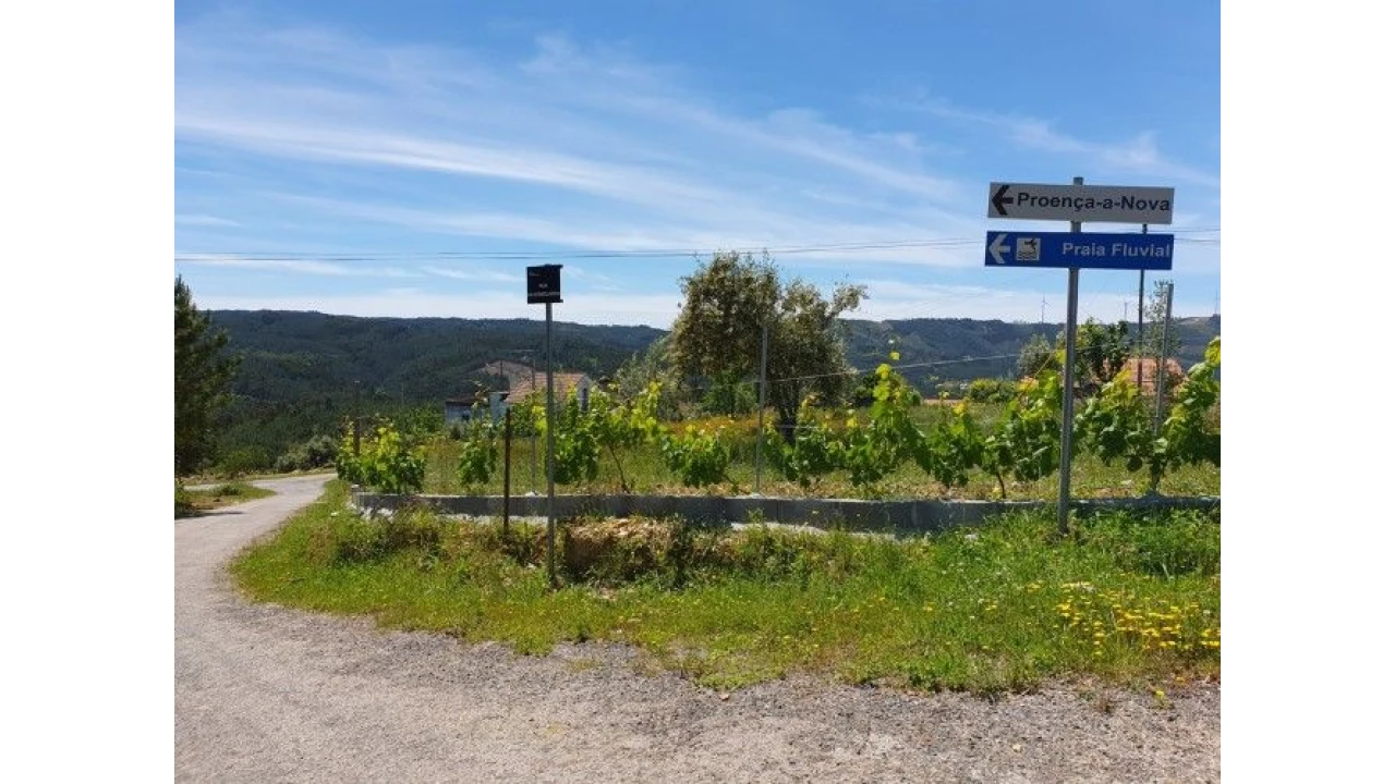 Moradia T5 para Venda em Ermida Foto 33