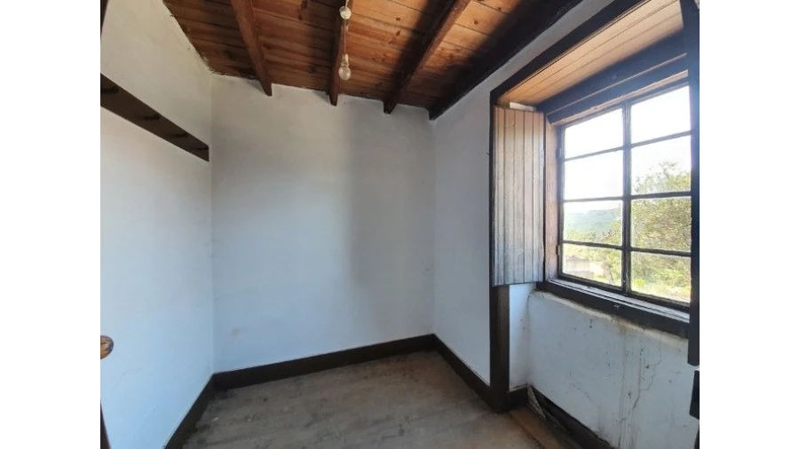 Moradia T5 para Venda em Ermida Foto 8