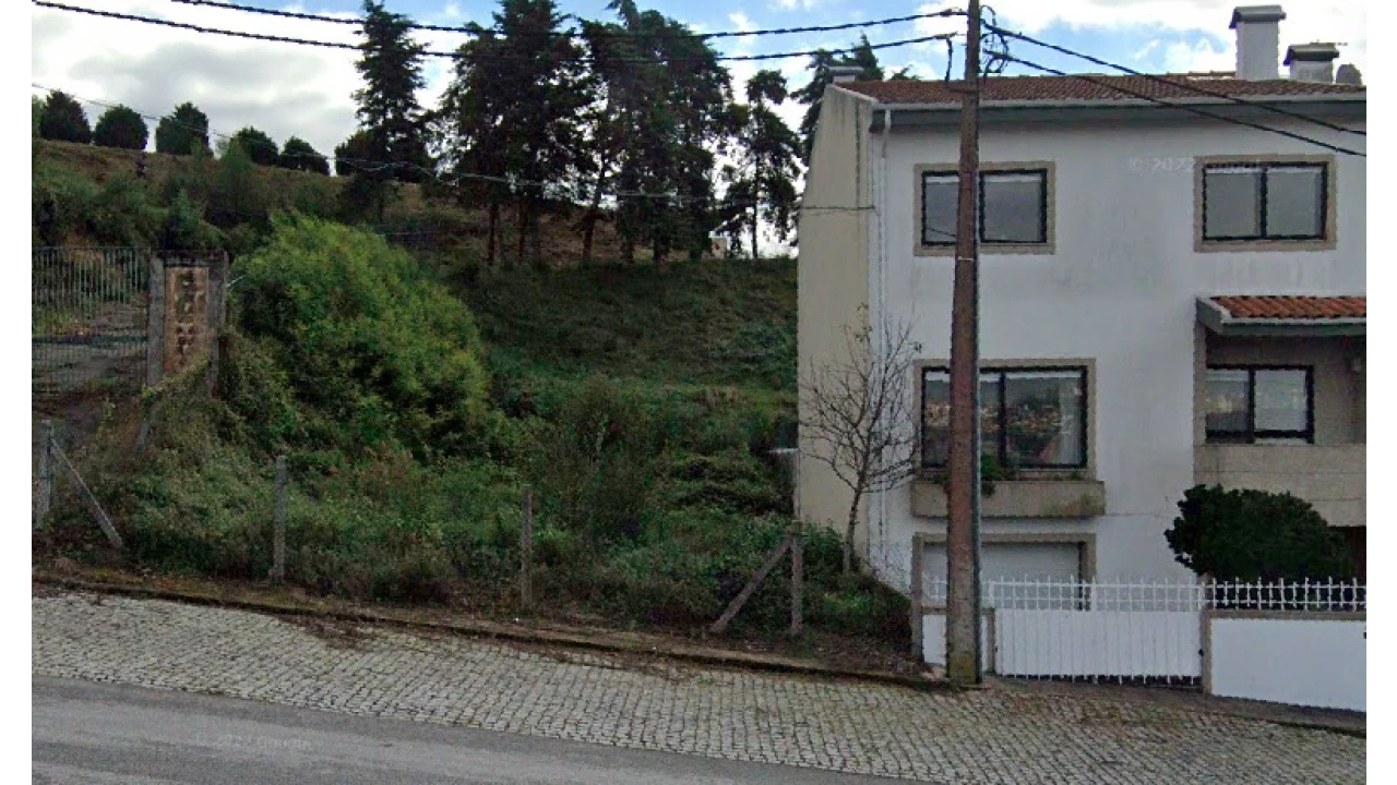 Terreno P/ Moradia para Venda em Valbom Foto 2