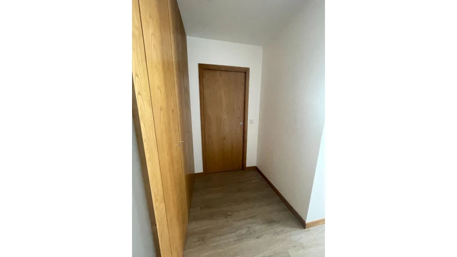 Apartamento T1 para Arrendamento em Guimarães Foto 2