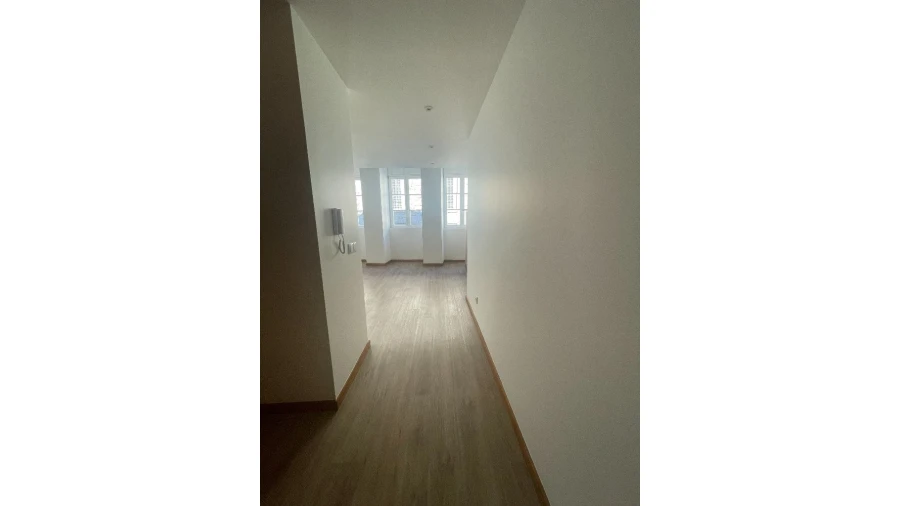 Apartamento T1 para Arrendamento em Guimarães Foto 33