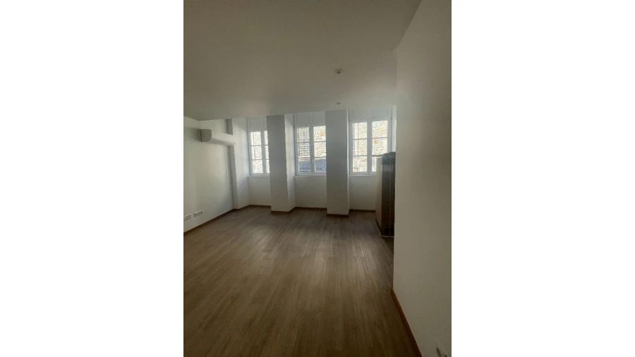 Apartamento T1 para Arrendamento em Guimarães Foto 35