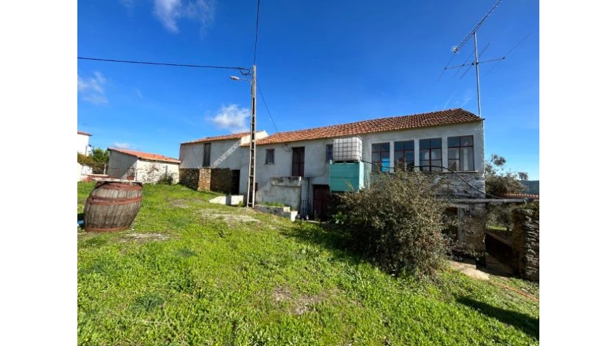 Quinta T4 para Venda em Sertã Foto 11