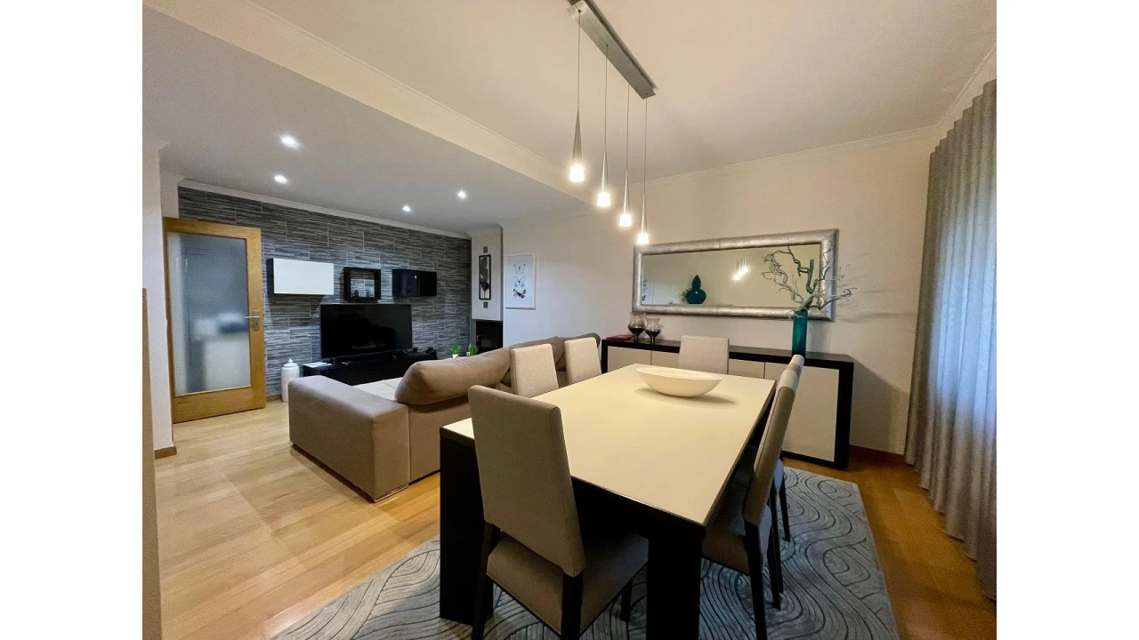 Apartamento T3 para Venda em Maia Foto 5