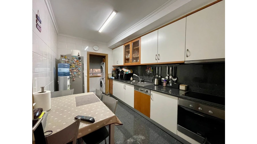 Apartamento T3 para Venda em Maia Foto 17