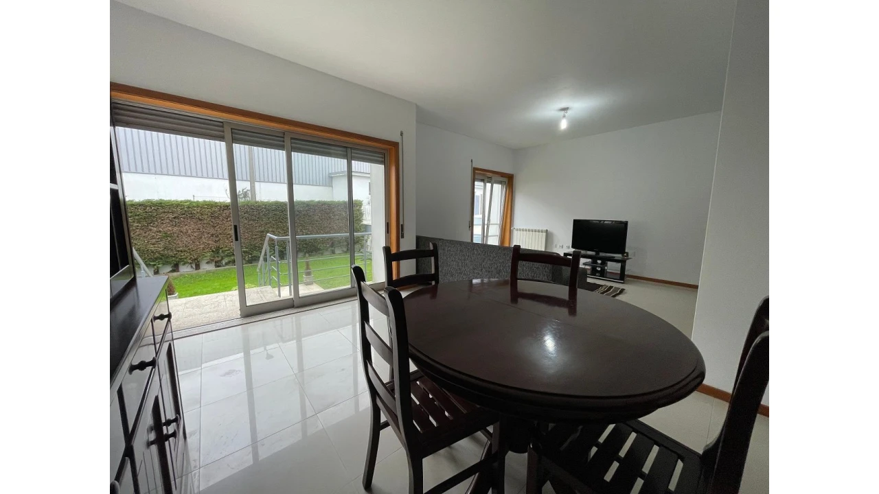 Moradia T3 para Venda em Alvarelhos Foto 4