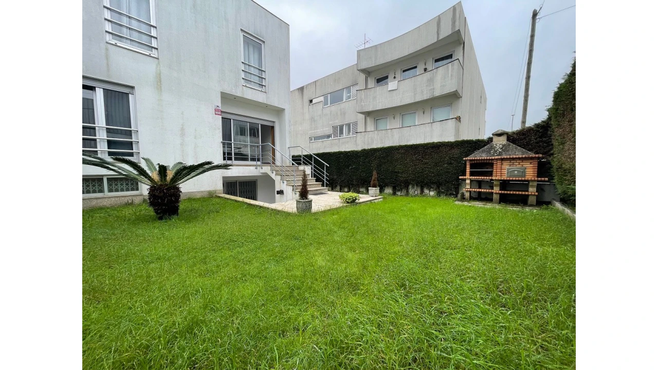 Moradia T3 para Venda em Alvarelhos Foto 28