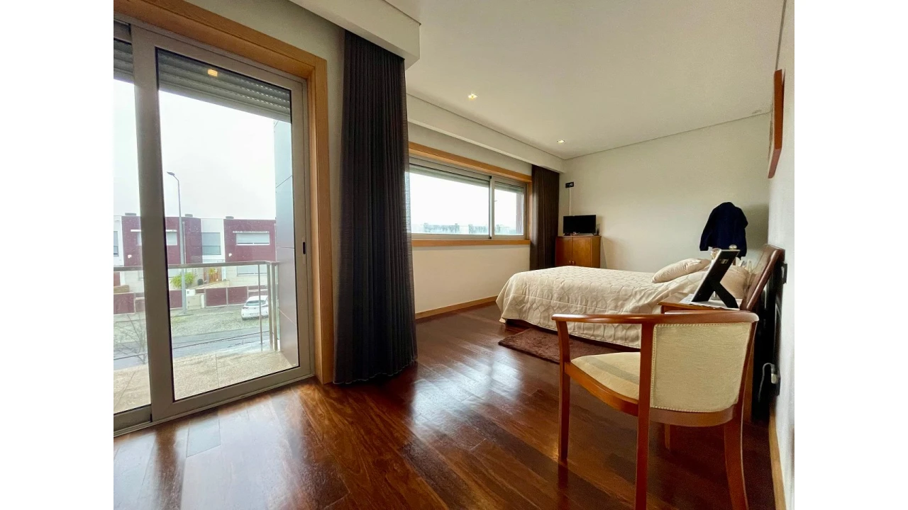 Moradia T3 para Venda em São Romão do Coronado Foto 13