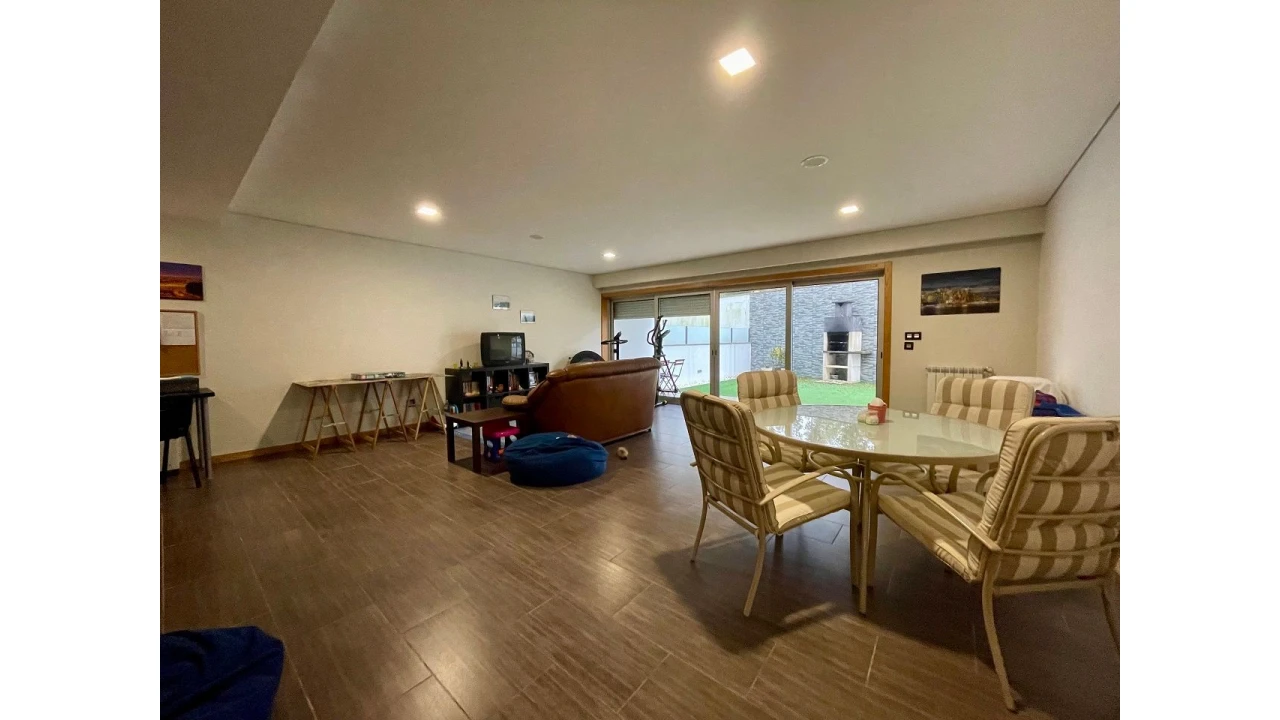 Moradia T3 para Venda em São Romão do Coronado Foto 19