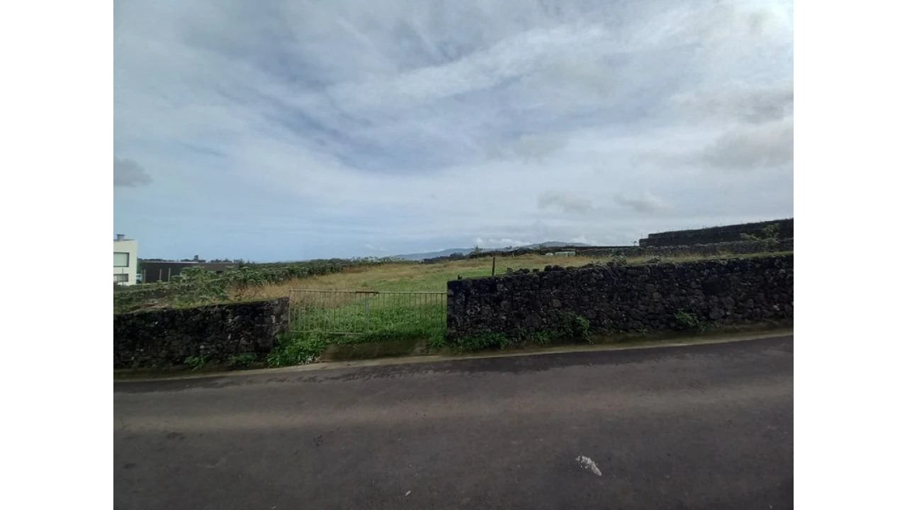 Terreno para Venda em Arreias Foto 1