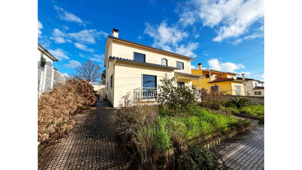 Moradia T5 para Venda em Pedrógão Grande Foto 36