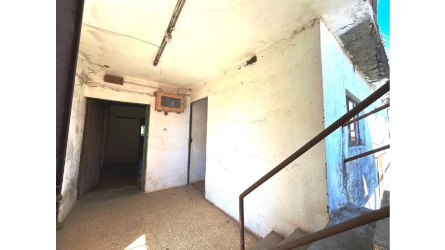 Moradia T4 para Venda em Vila Facaia Foto 3