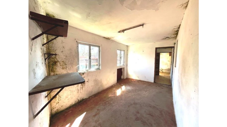 Moradia T4 para Venda em Vila Facaia Foto 5