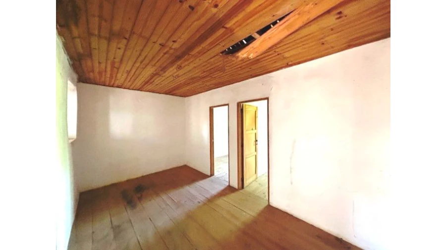 Moradia T4 para Venda em Vila Facaia Foto 8