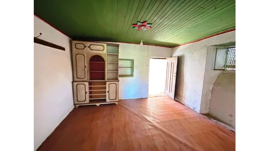 Moradia T4 para Venda em Vila Facaia Foto 14