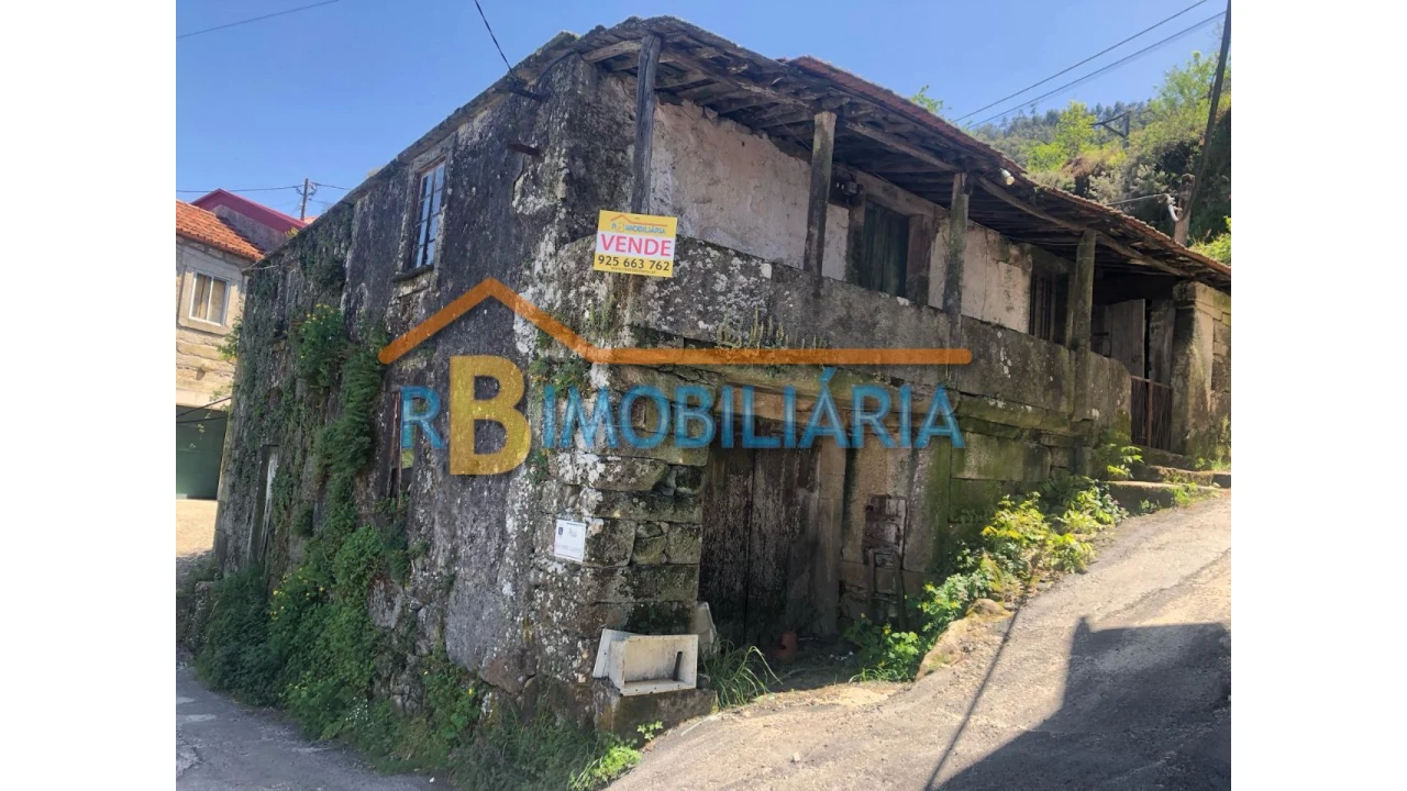 Moradia T2 para Venda em Quintela Foto 1