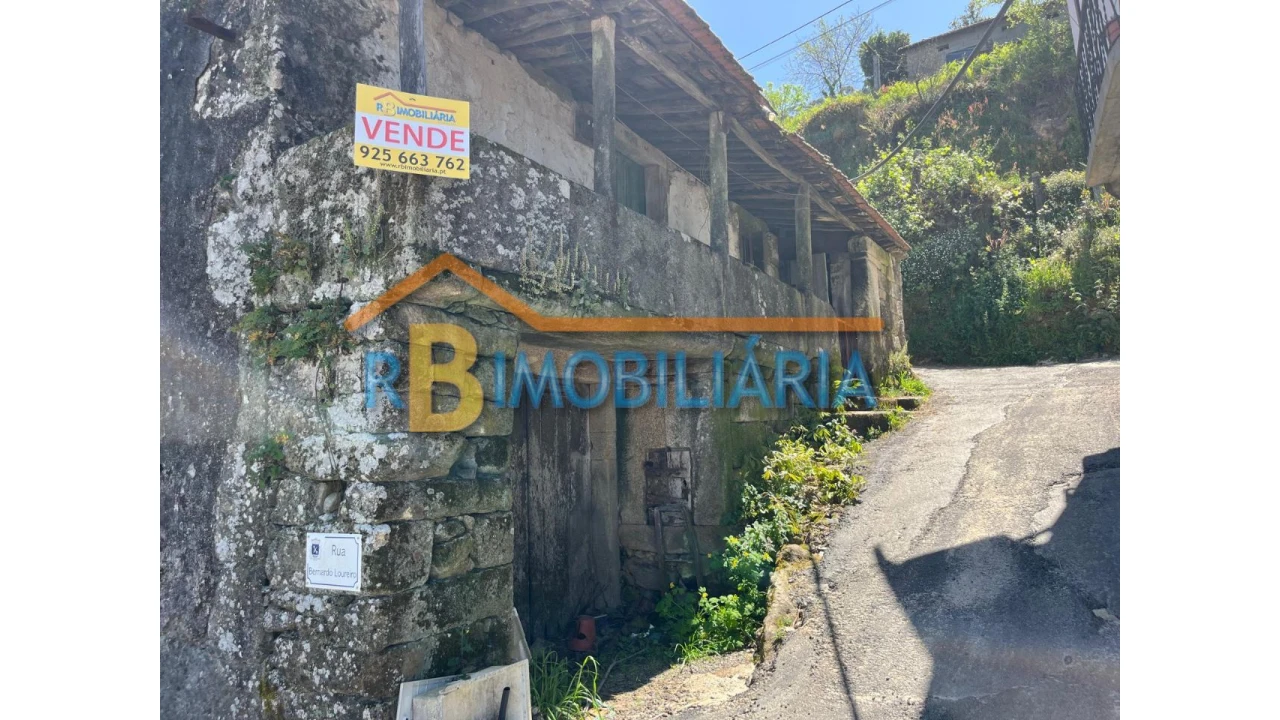 Moradia T2 para Venda em Quintela Foto 3