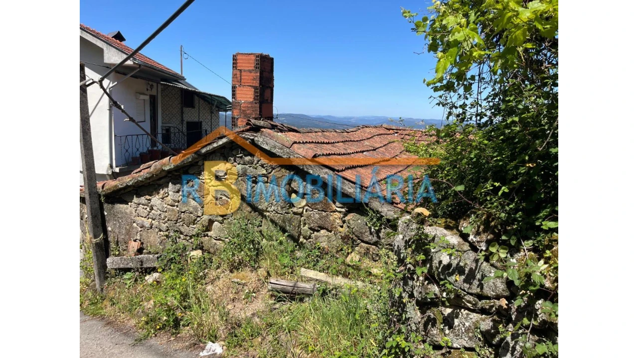 Moradia T2 para Venda em Quintela Foto 10