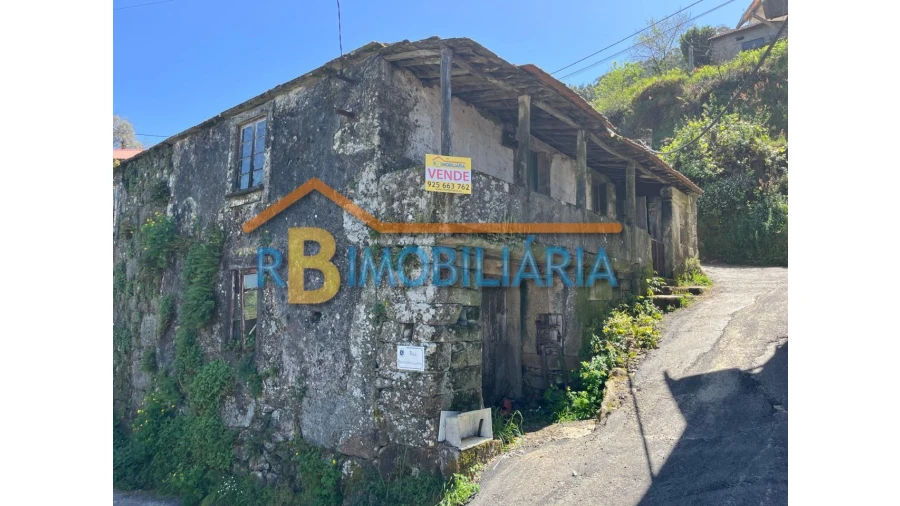 Moradia T2 para Venda em Quintela Foto 5