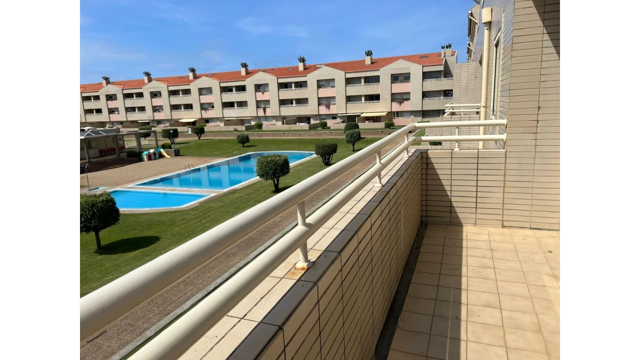 Apartamento T4 para Venda em Lavra Foto 3