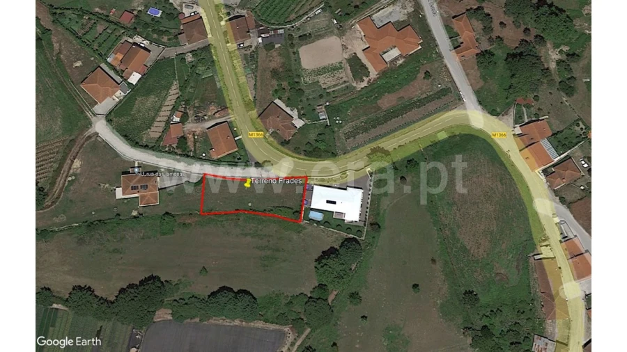 Terreno para Venda em Frades Foto 1