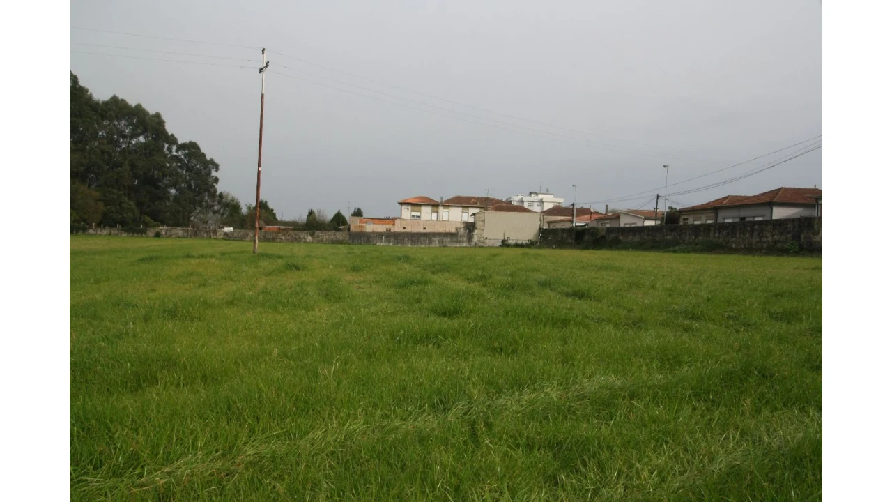 Terreno para Venda em Rio Tinto Foto 4