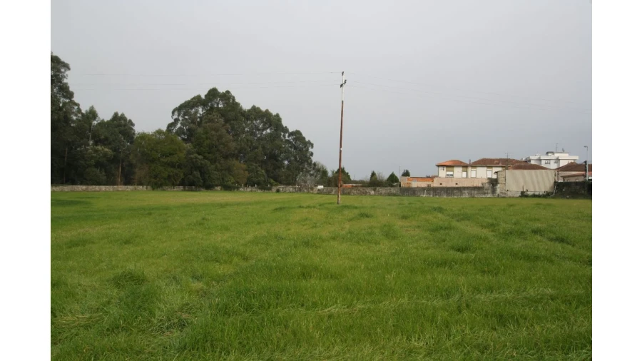Terreno para Venda em Rio Tinto