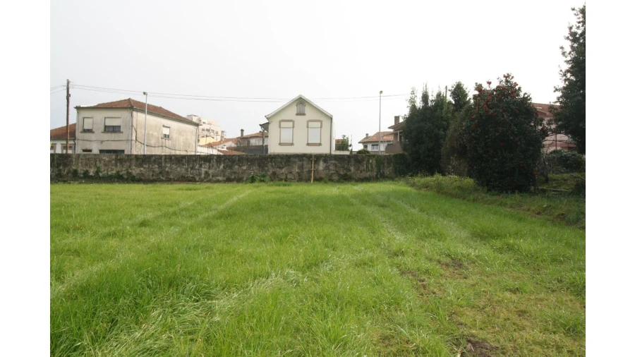 Terreno para Venda em Rio Tinto Foto 3