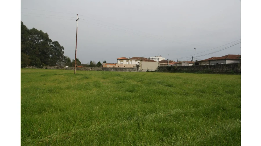 Terreno para Venda em Rio Tinto Foto 4