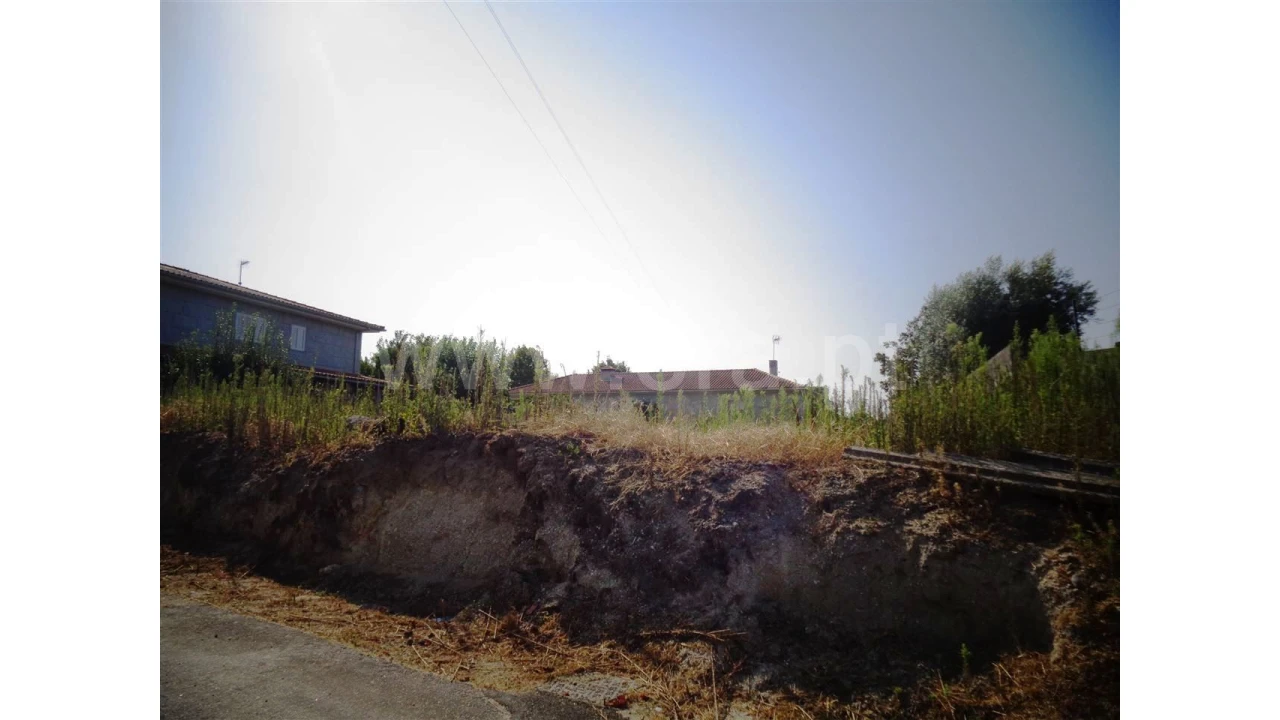 Terreno para Venda em Fontarcada Foto 12