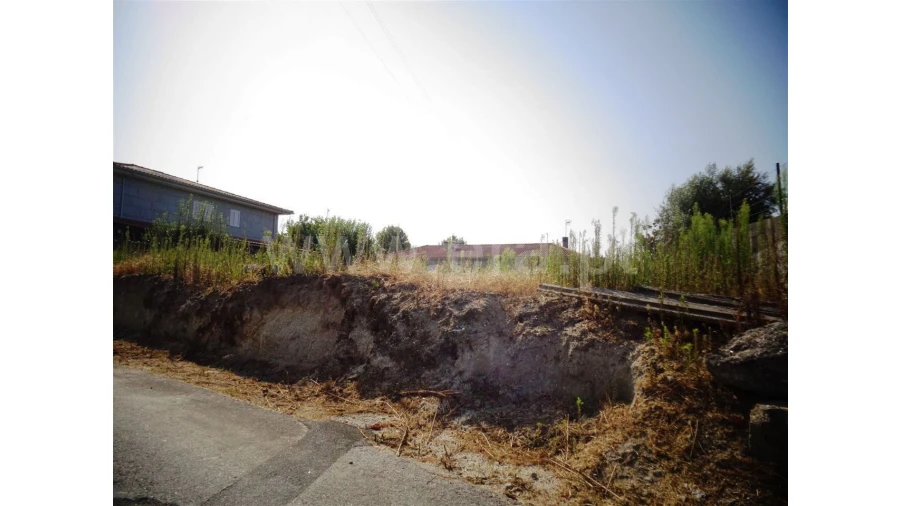Terreno para Venda em Fontarcada Foto 10