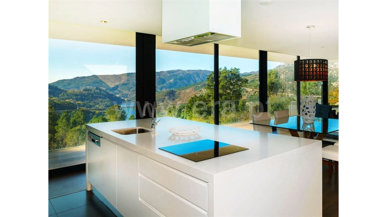 Moradia T3 para Venda em Louredo Foto 4