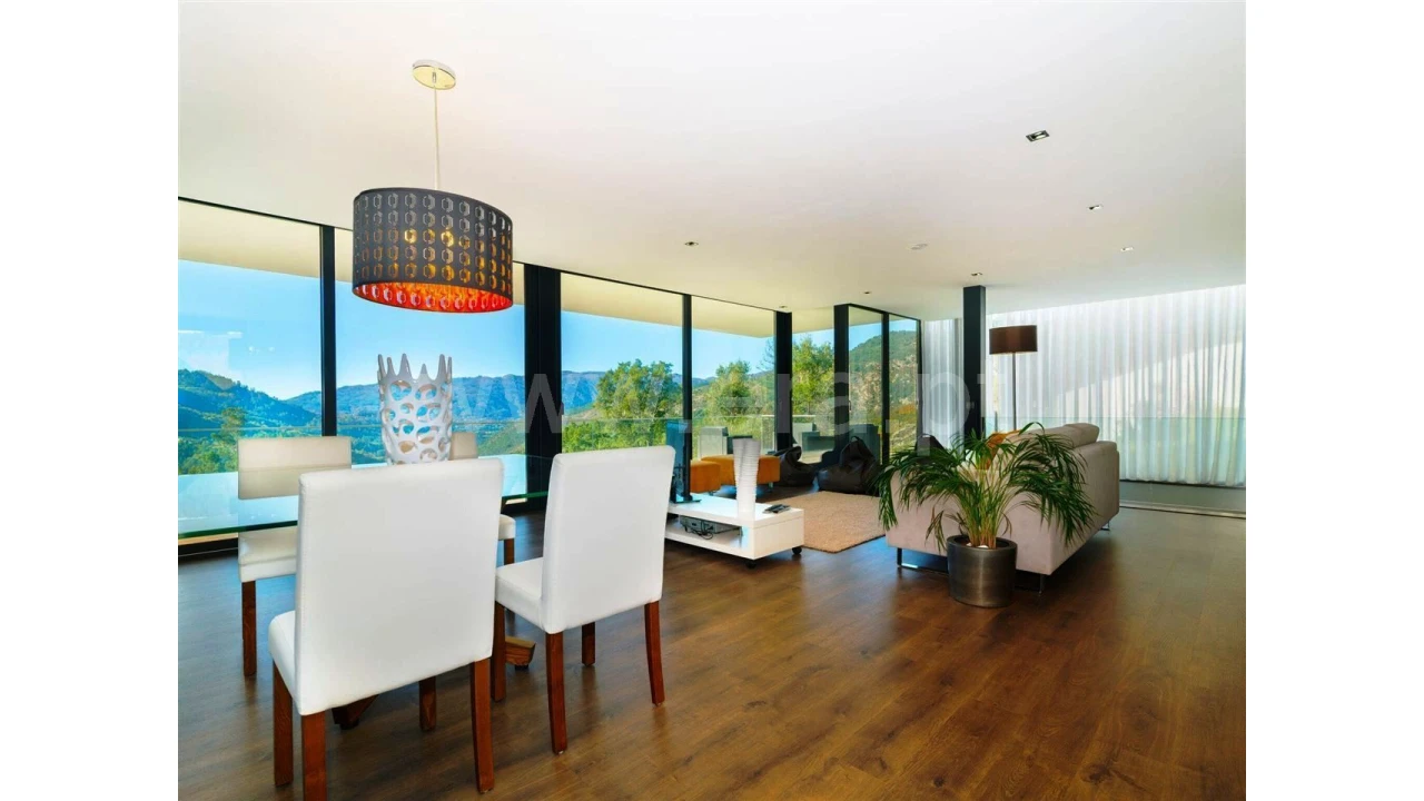 Moradia T3 para Venda em Louredo Foto 7