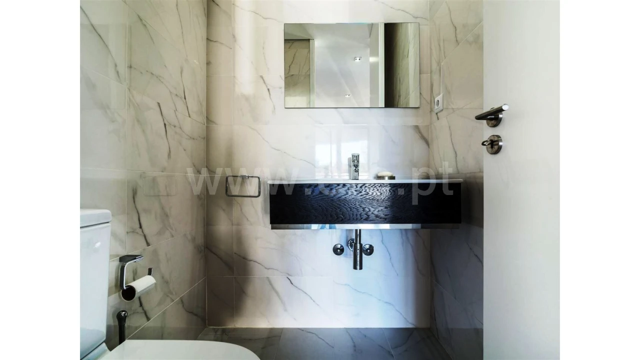 Moradia T3 para Venda em Louredo Foto 23