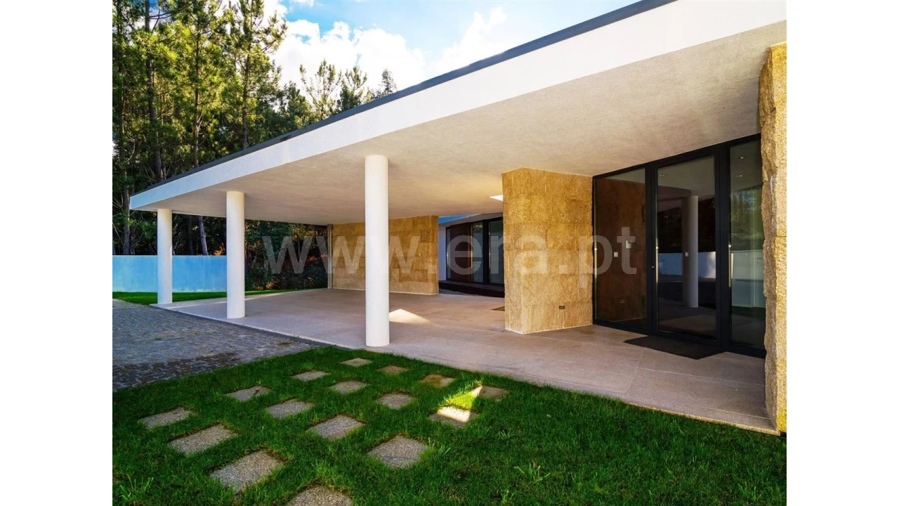 Moradia T3 para Venda em Louredo Foto 28