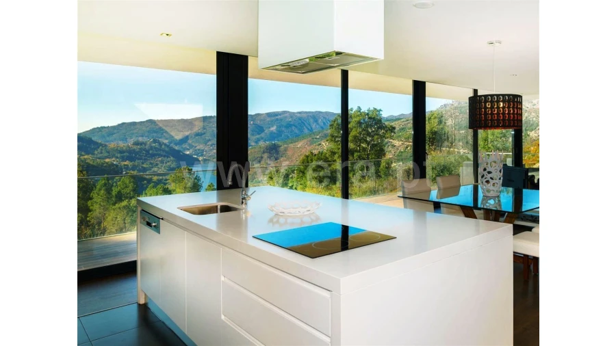 Moradia T3 para Venda em Louredo Foto 4