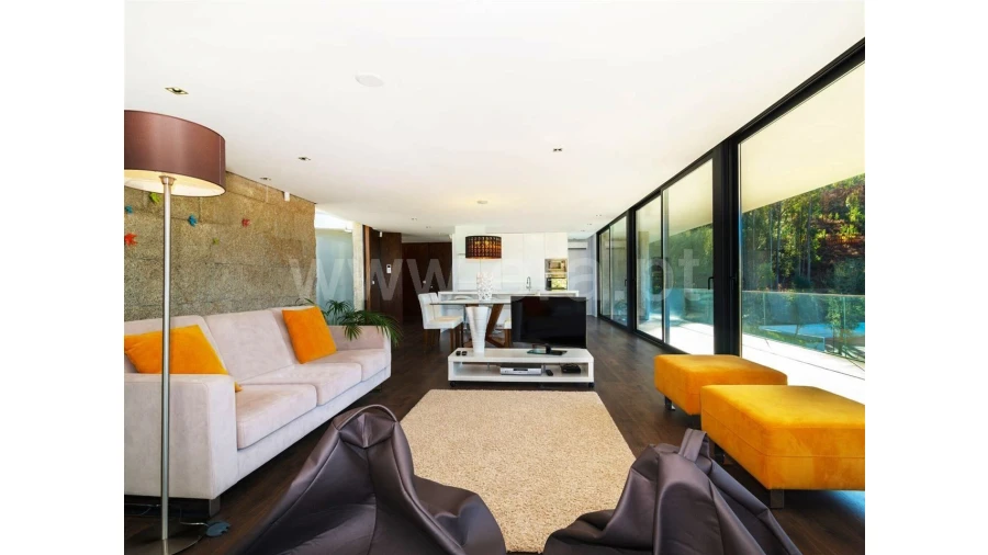 Moradia T3 para Venda em Louredo Foto 6