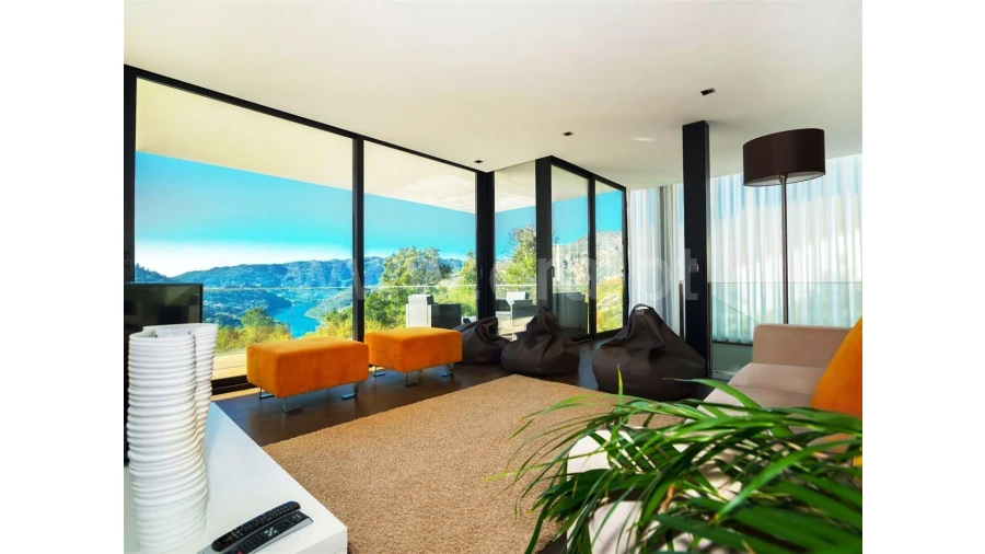 Moradia T3 para Venda em Louredo Foto 8