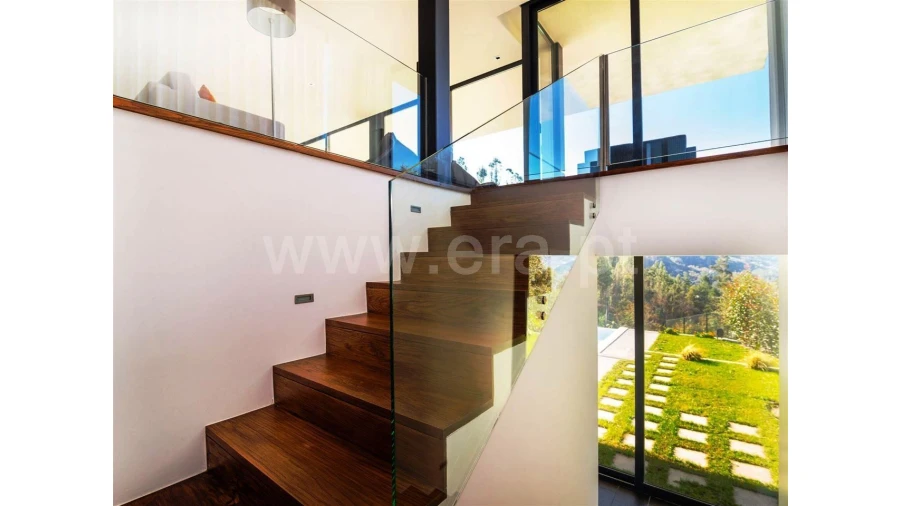 Moradia T3 para Venda em Louredo Foto 17